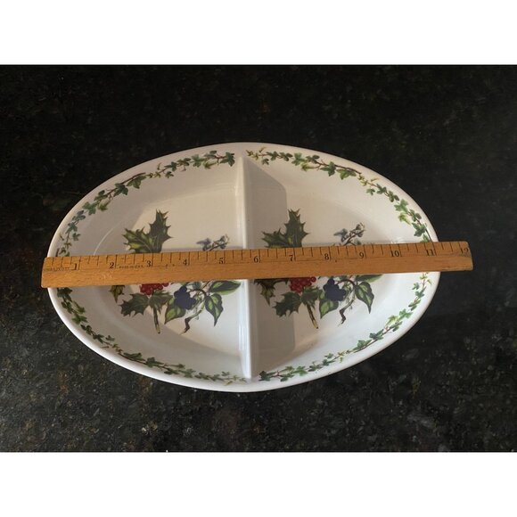 Portmeirion Holly and Ivy 11" Divided Oval Server - Picture 5 of 9
